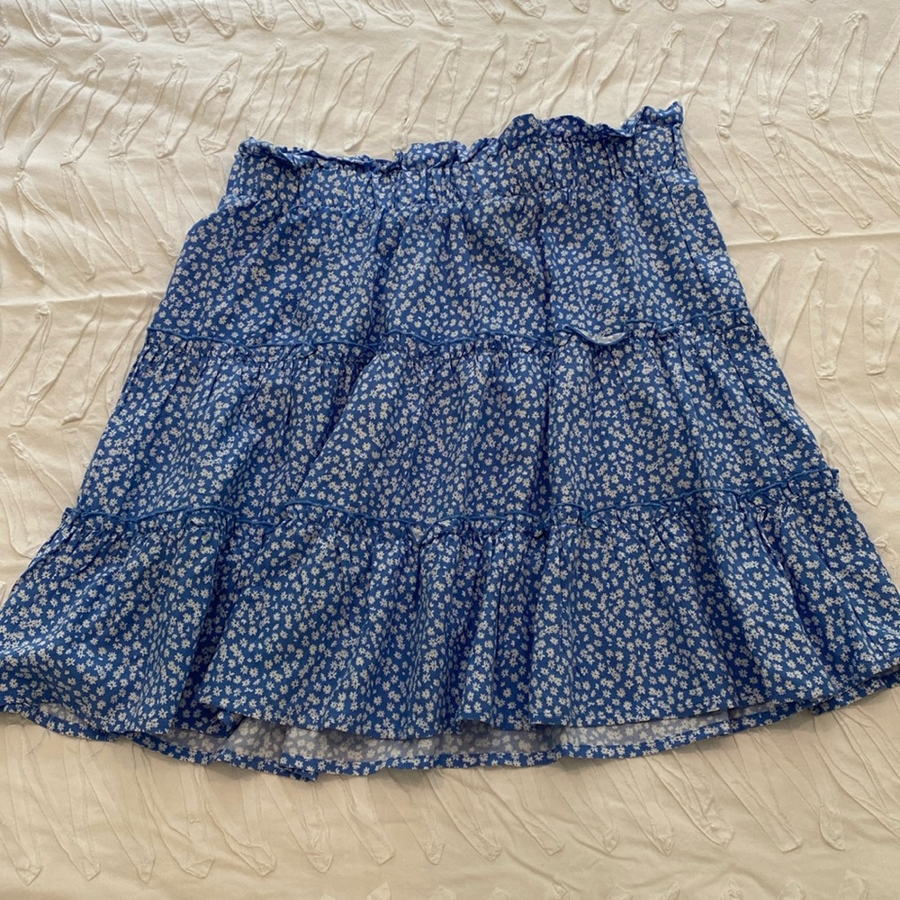 Blue floral tiered mini skirt